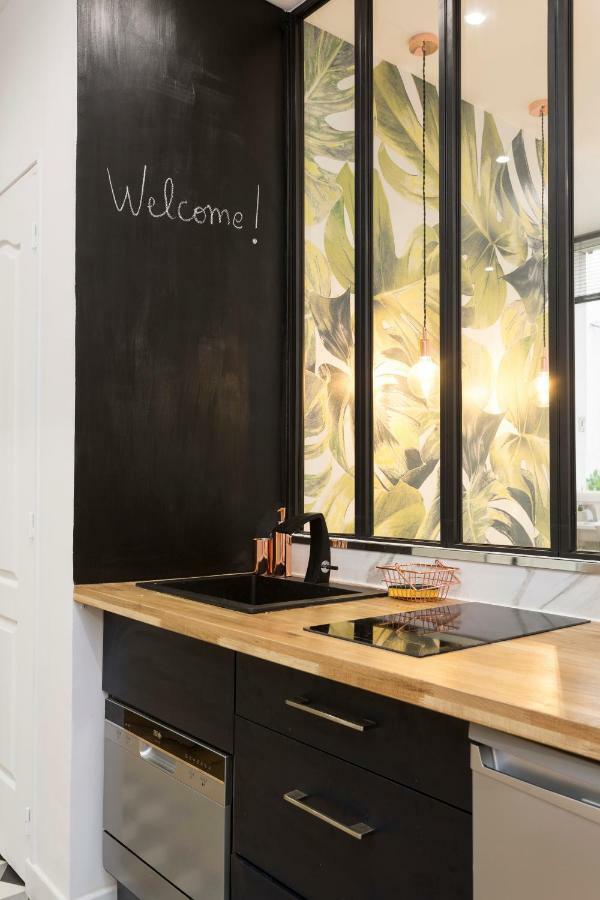 Studio D'Architecte Au Pied De Tour Eiffel Appartement Parijs Buitenkant foto